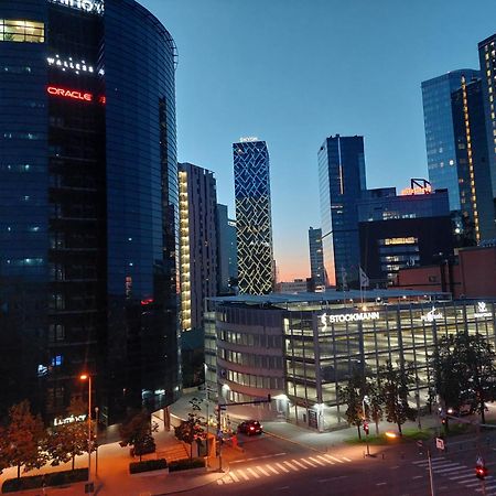 Kahe Magamistoaga Ja Suure Elutoaga 3-Toaline Korter Vaatega Tallinna Aerikeskusele Exteriör bild